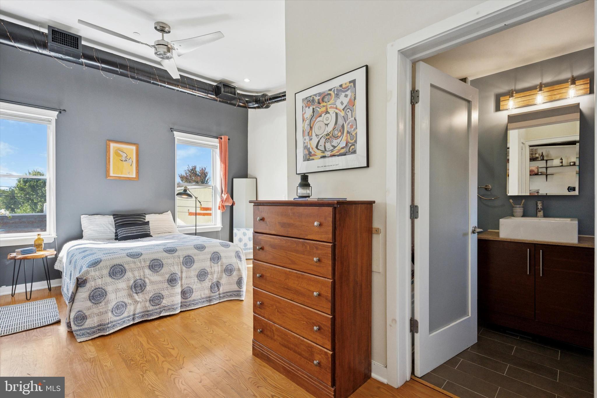 1247 E COLUMBIA AVENUE 3