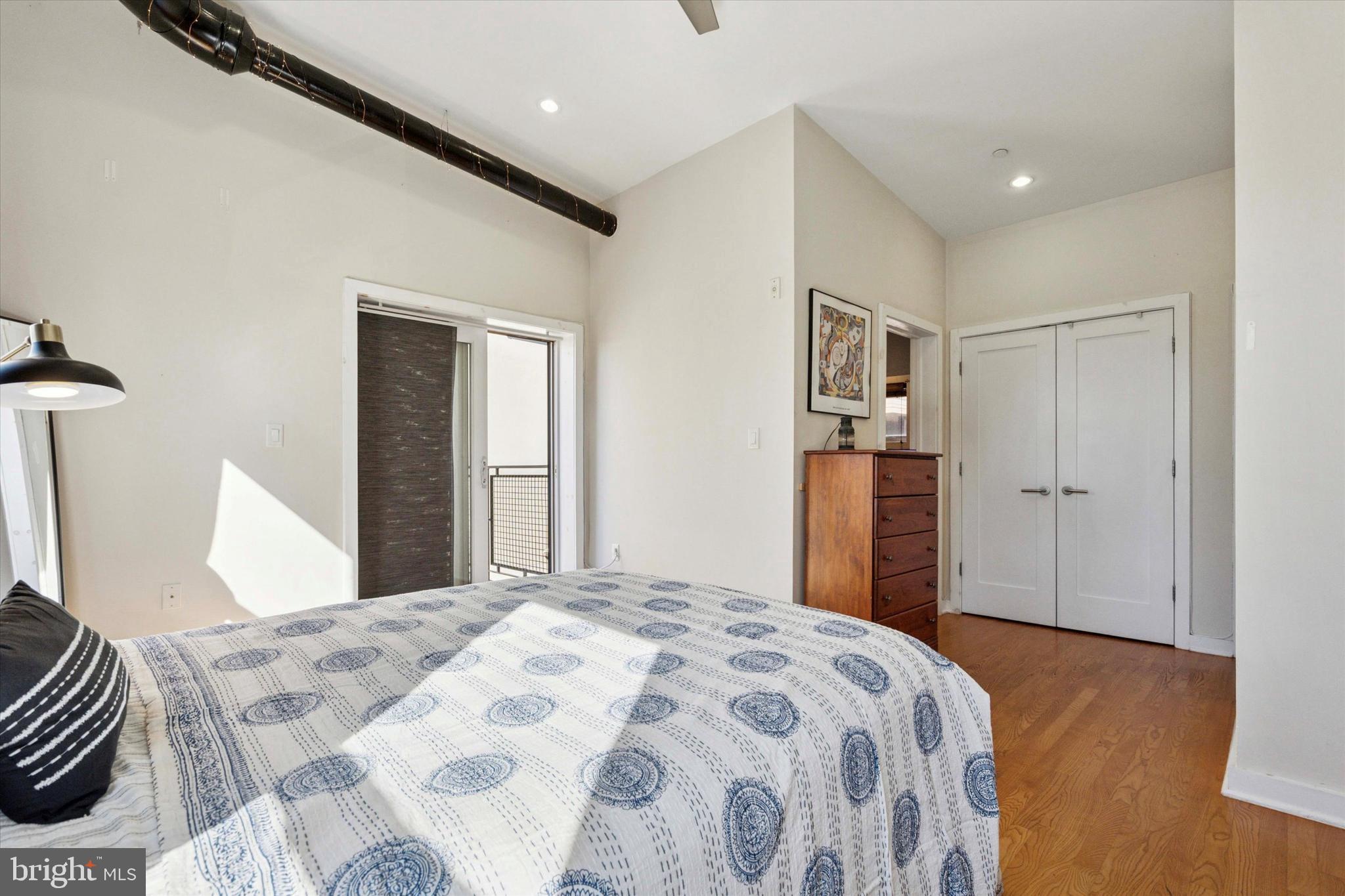 1247 E COLUMBIA AVENUE 3