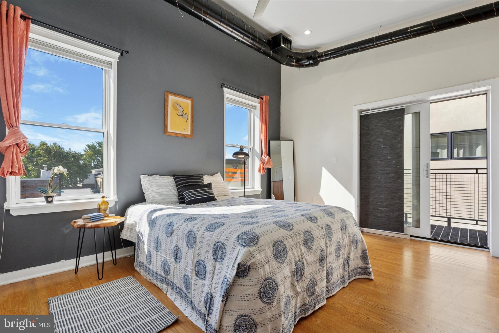 1247 E COLUMBIA AVENUE 3