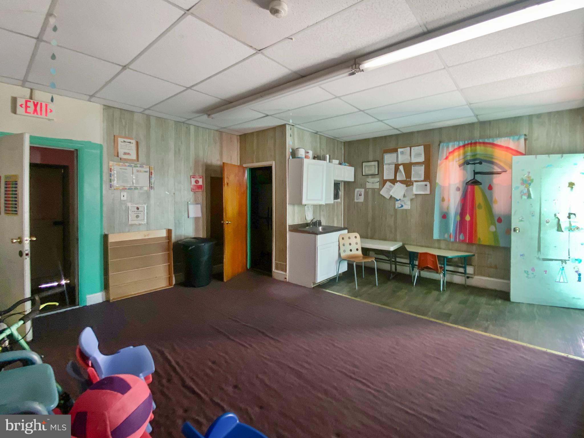 2642 W HUNTINGDON STREET