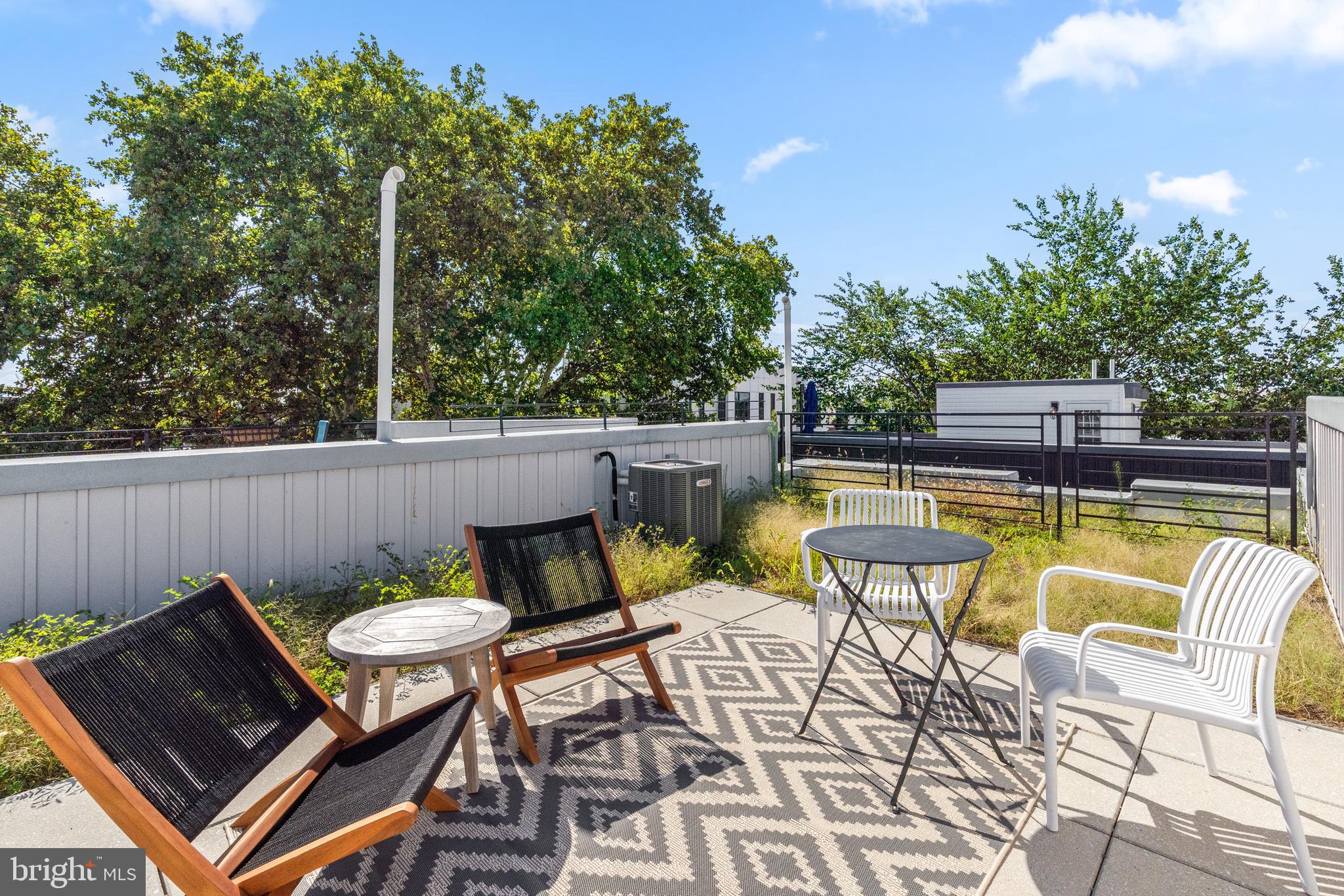 815 PERKIOMEN STREET 14