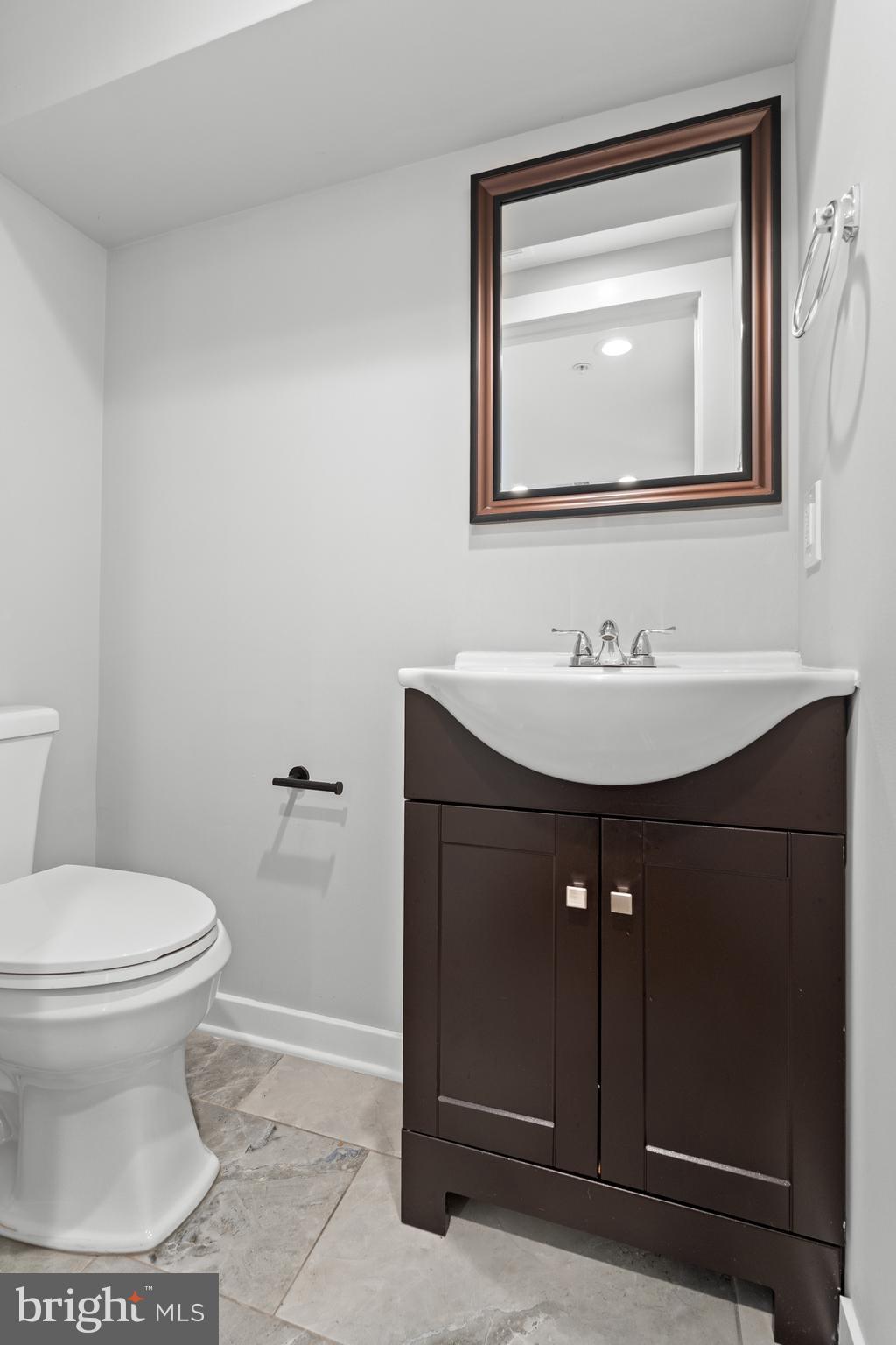 815 PERKIOMEN STREET 14