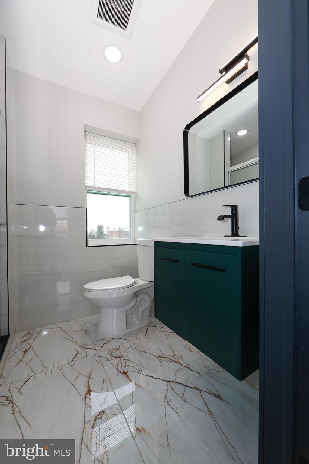 3565 & 3567 KENSINGTON AVENUE