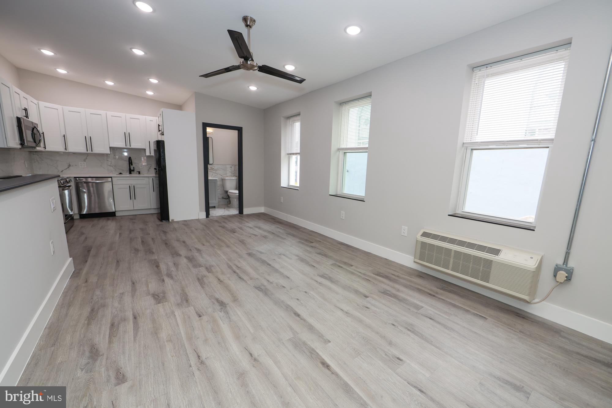 3565 & 3567 KENSINGTON AVENUE