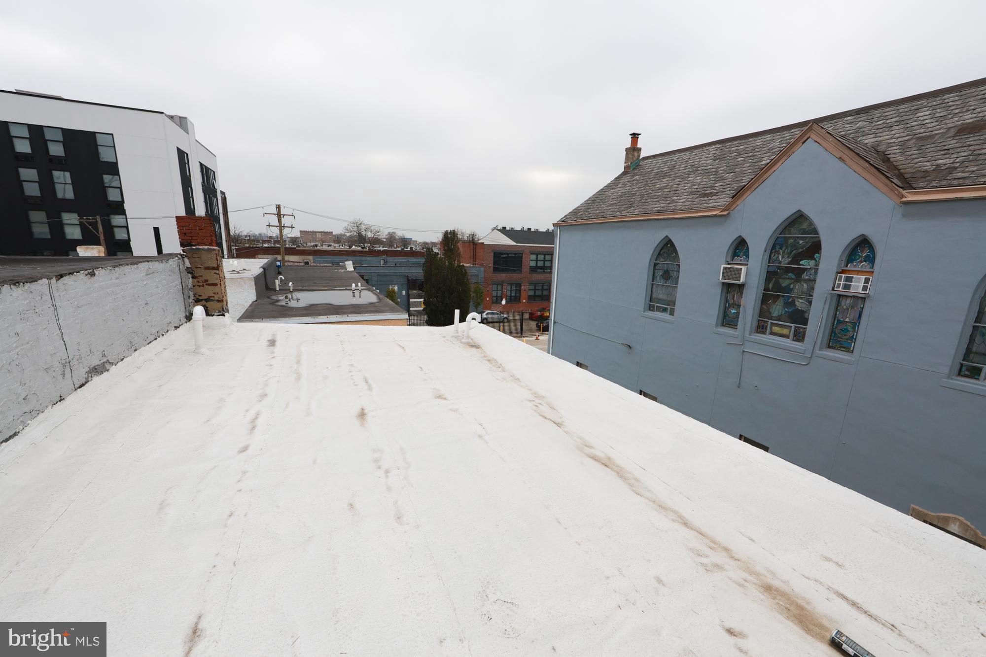 3565 & 3567 KENSINGTON AVENUE