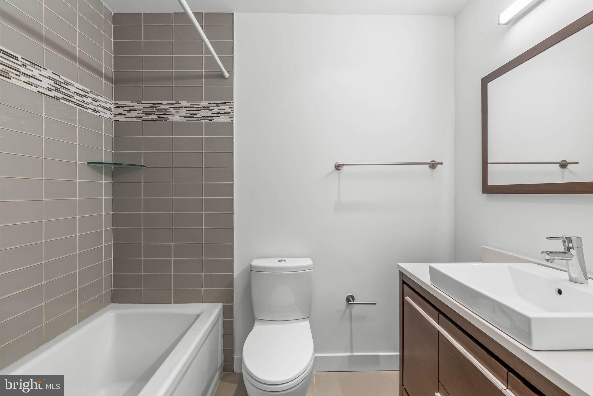 2018 WALNUT STREET 2018