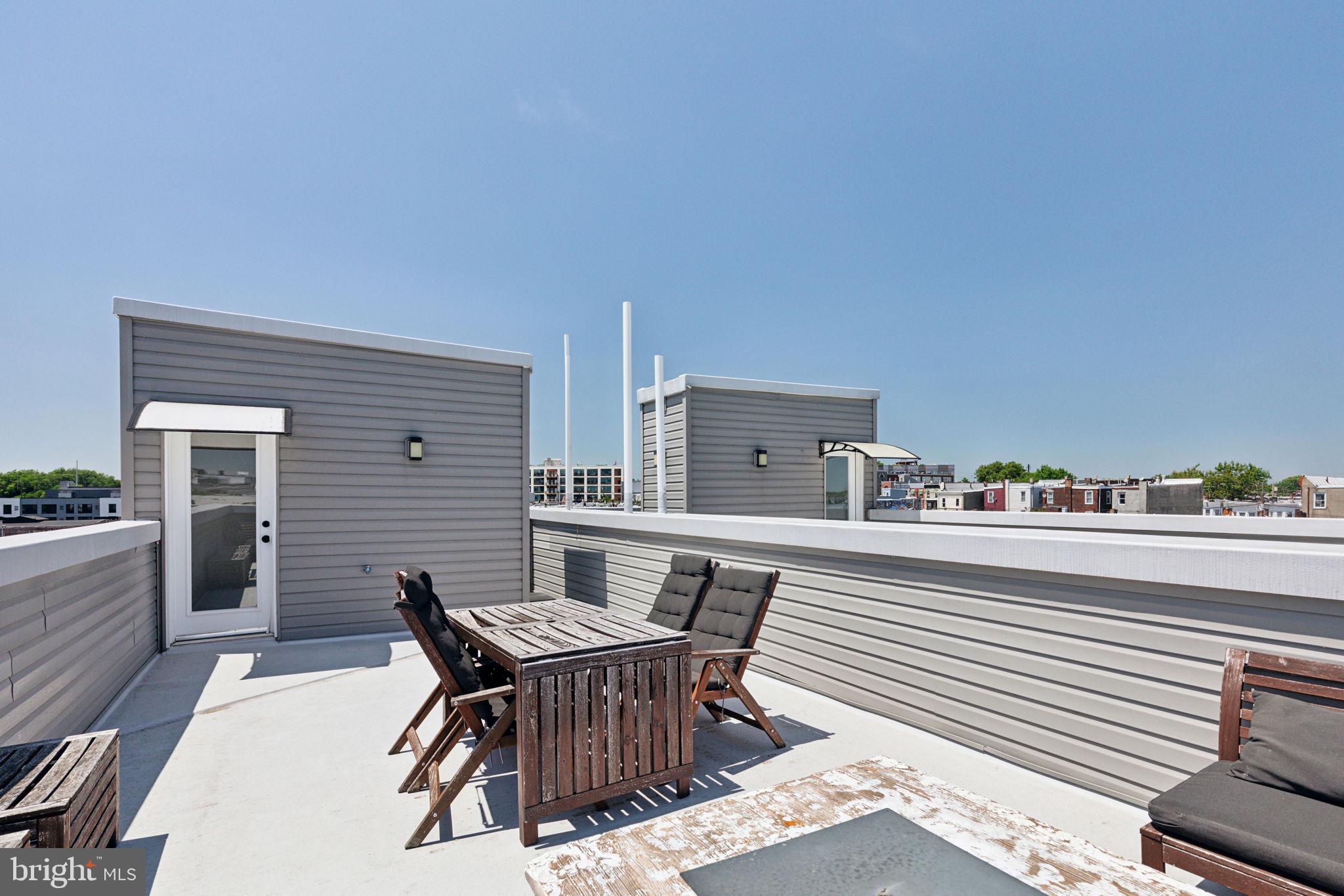 1510 N HOLLYWOOD STREET