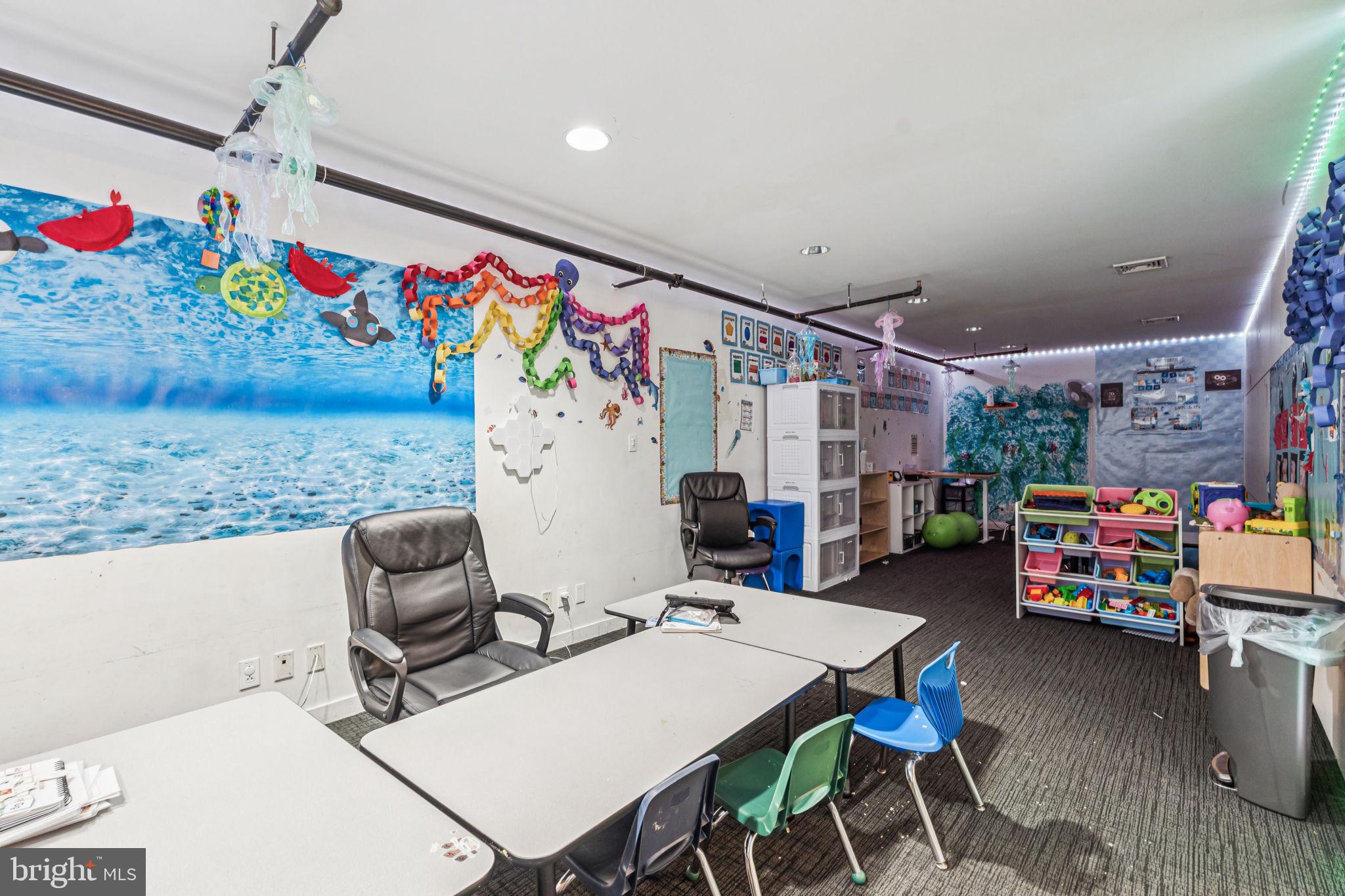 4640 UMBRIA STREET 46