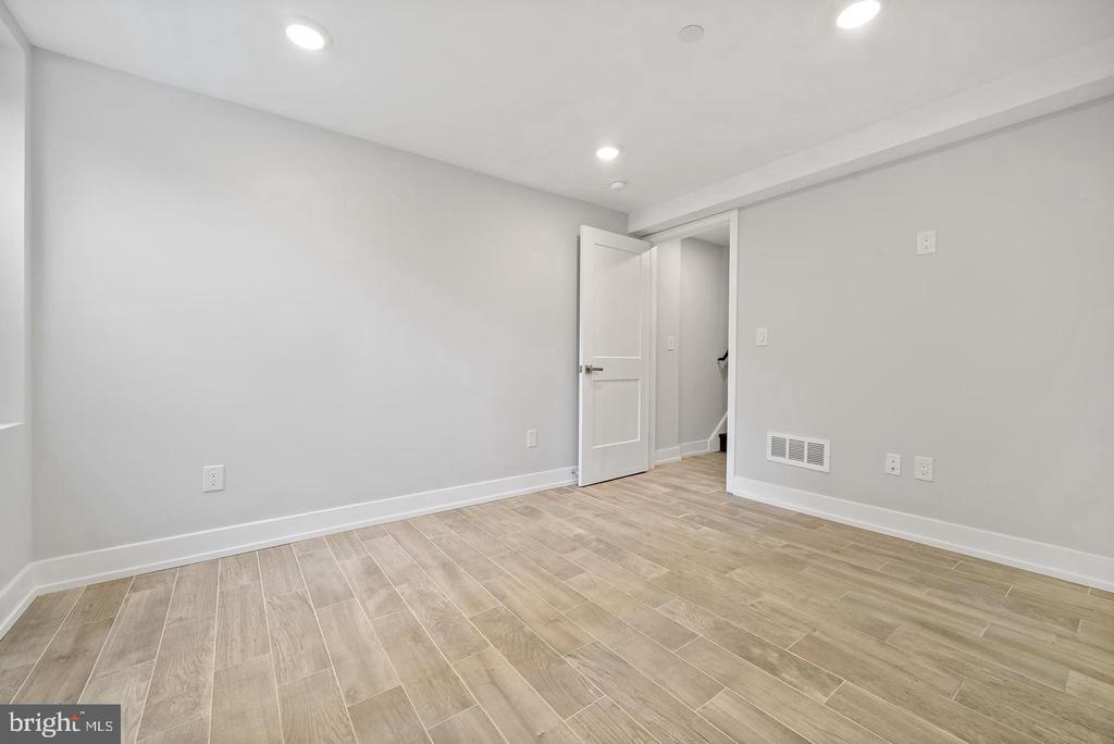 1533 N 2ND STREET 1C