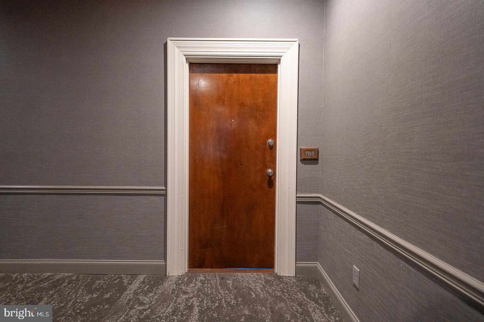 1001 CHESTNUT STREET 13 705E