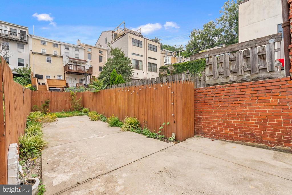 164 GRAPE STREET