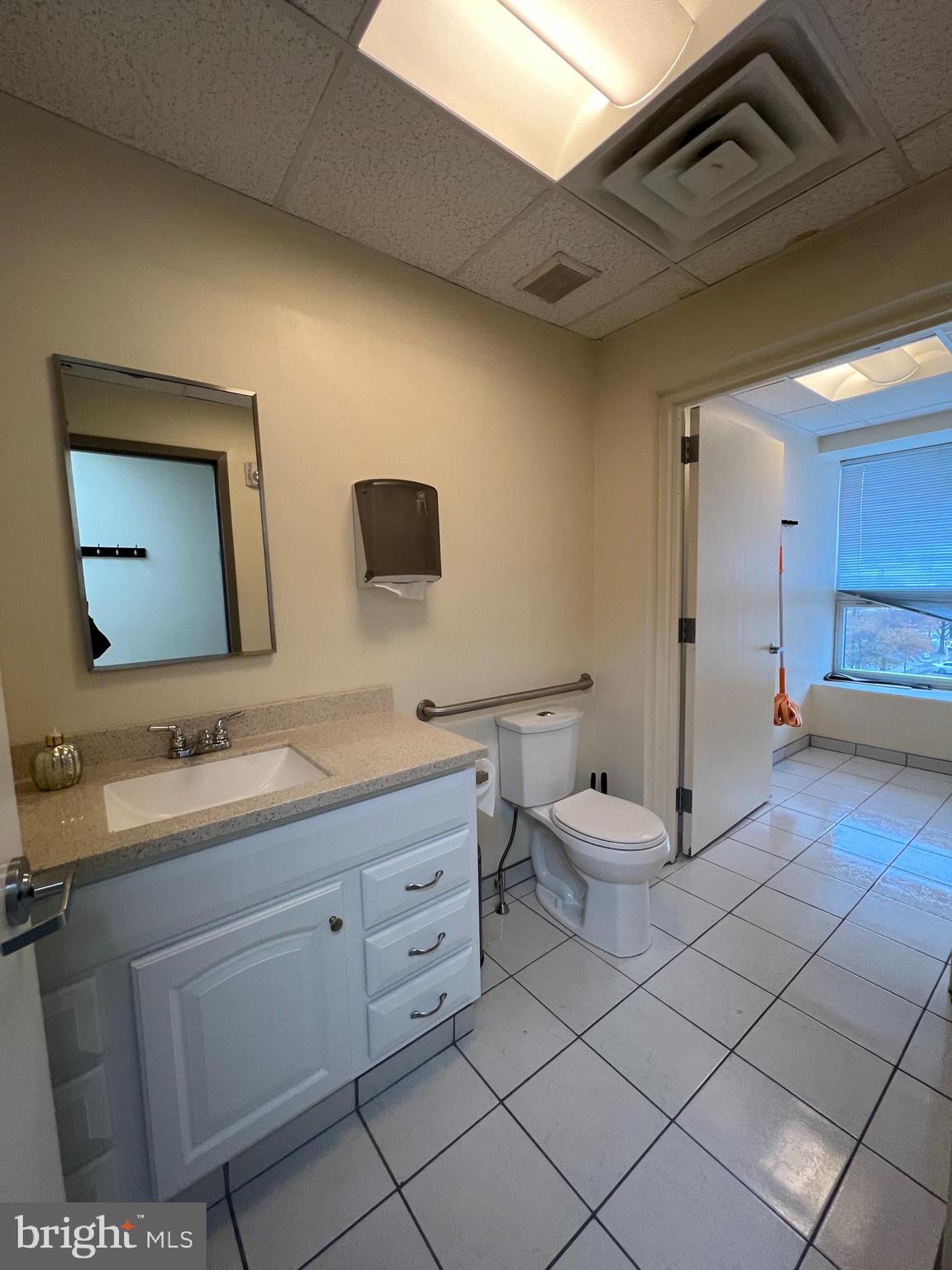 239 N BROAD STREET 41