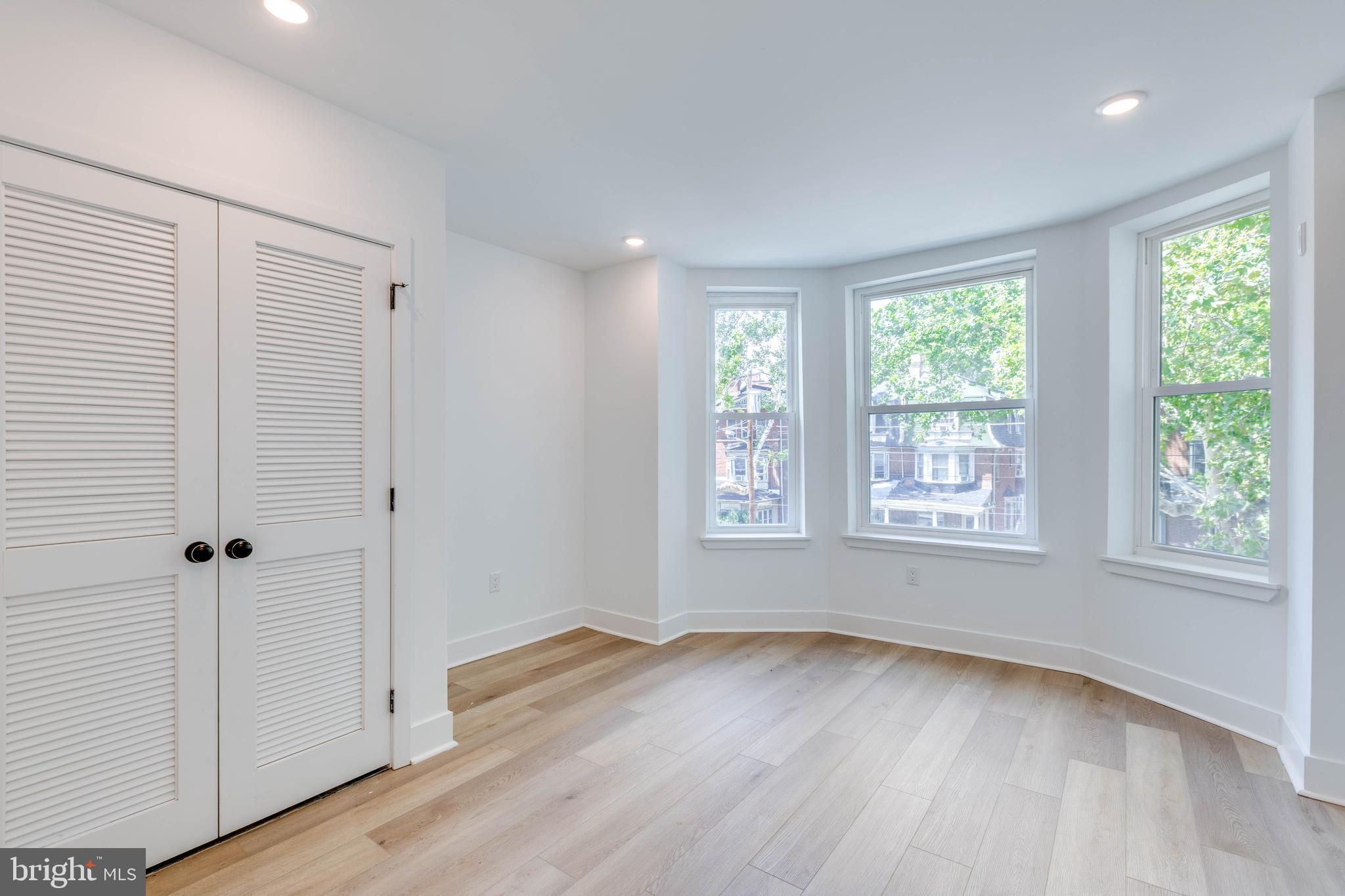 4220 BALTIMORE AVENUE