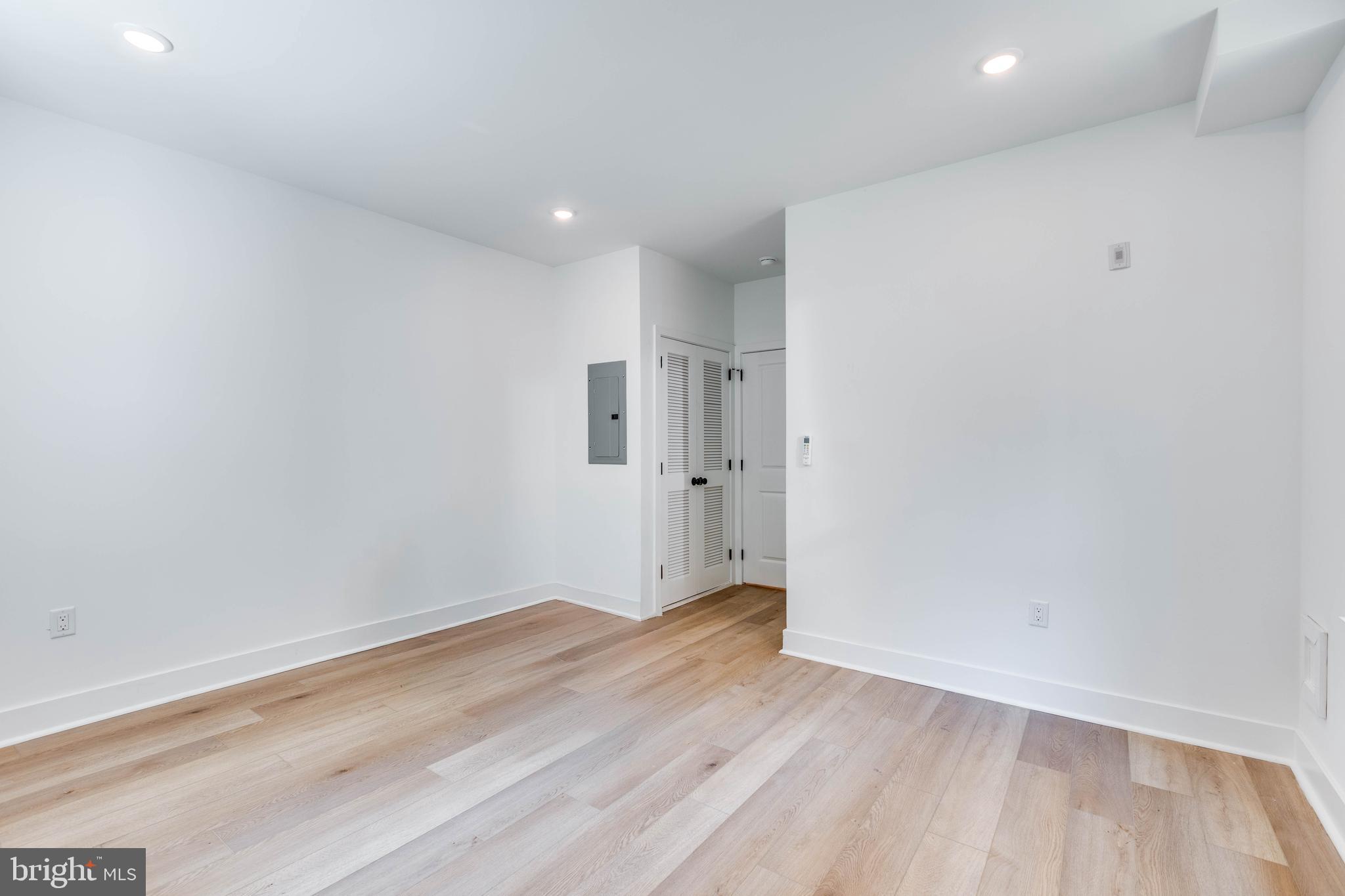 4220 BALTIMORE AVENUE