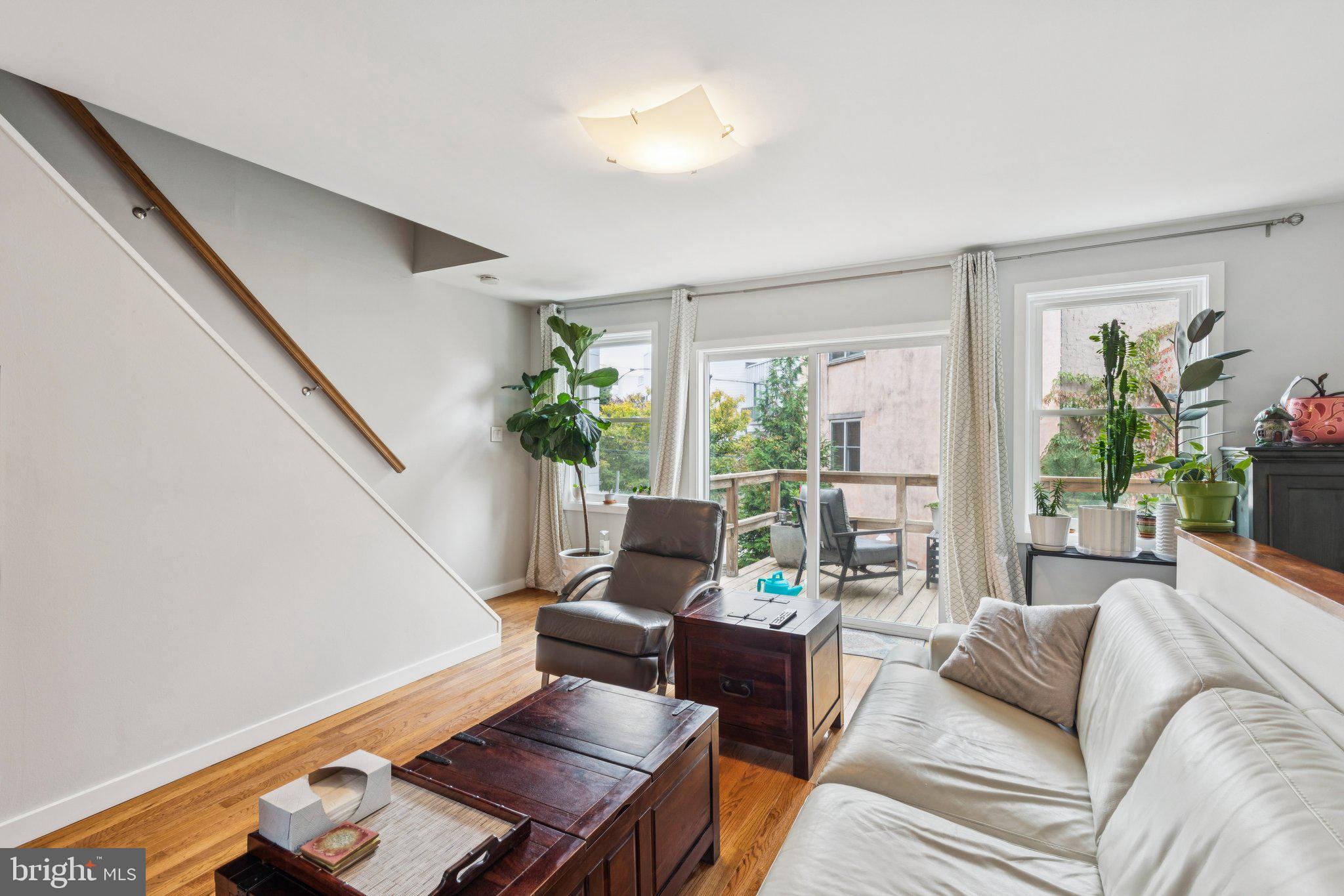 2305 GRAYS FERRY AVENUE