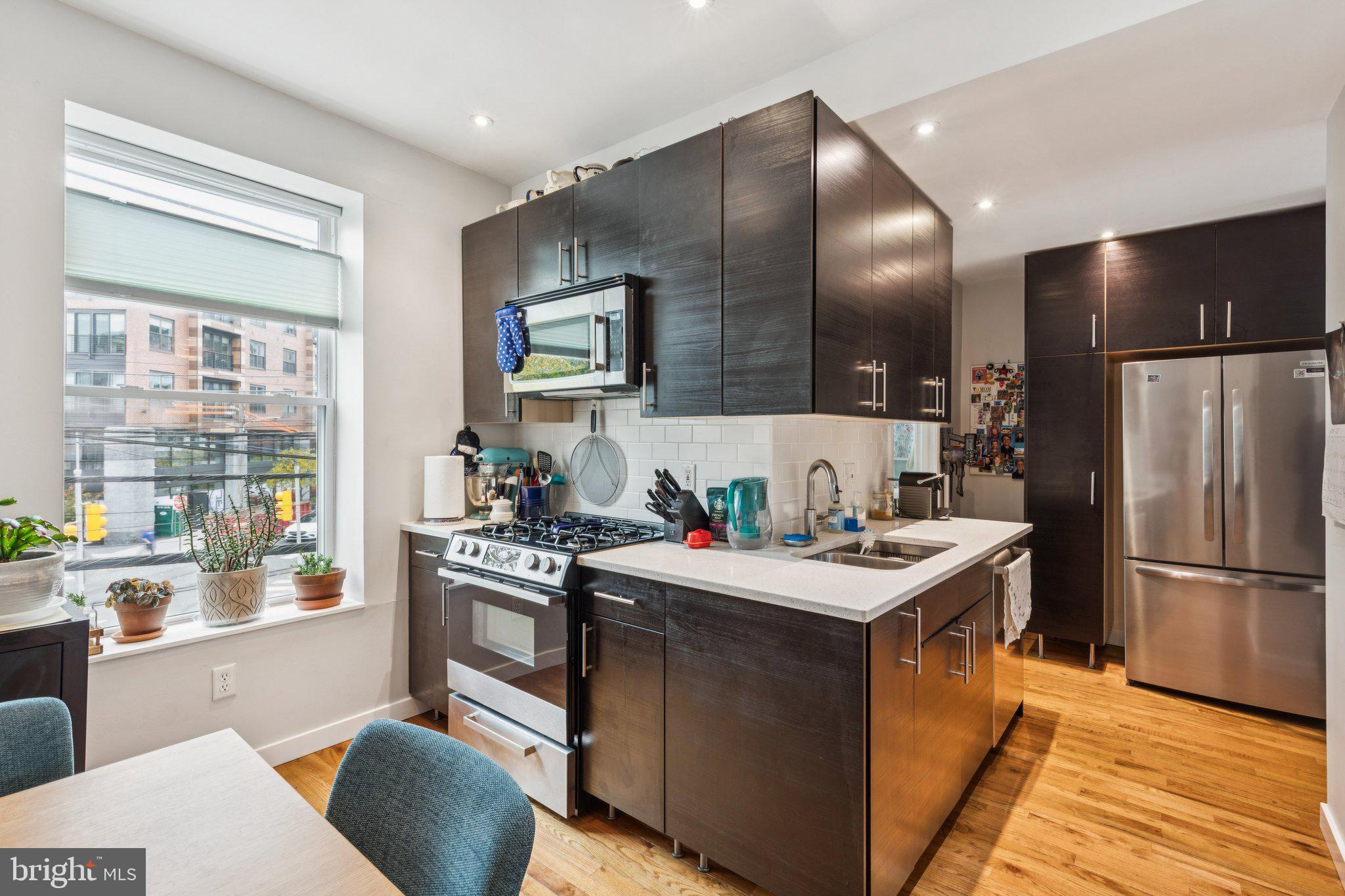 2305 GRAYS FERRY AVENUE