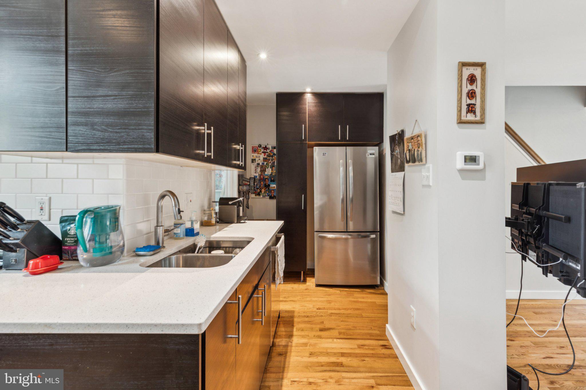 2305 GRAYS FERRY AVENUE