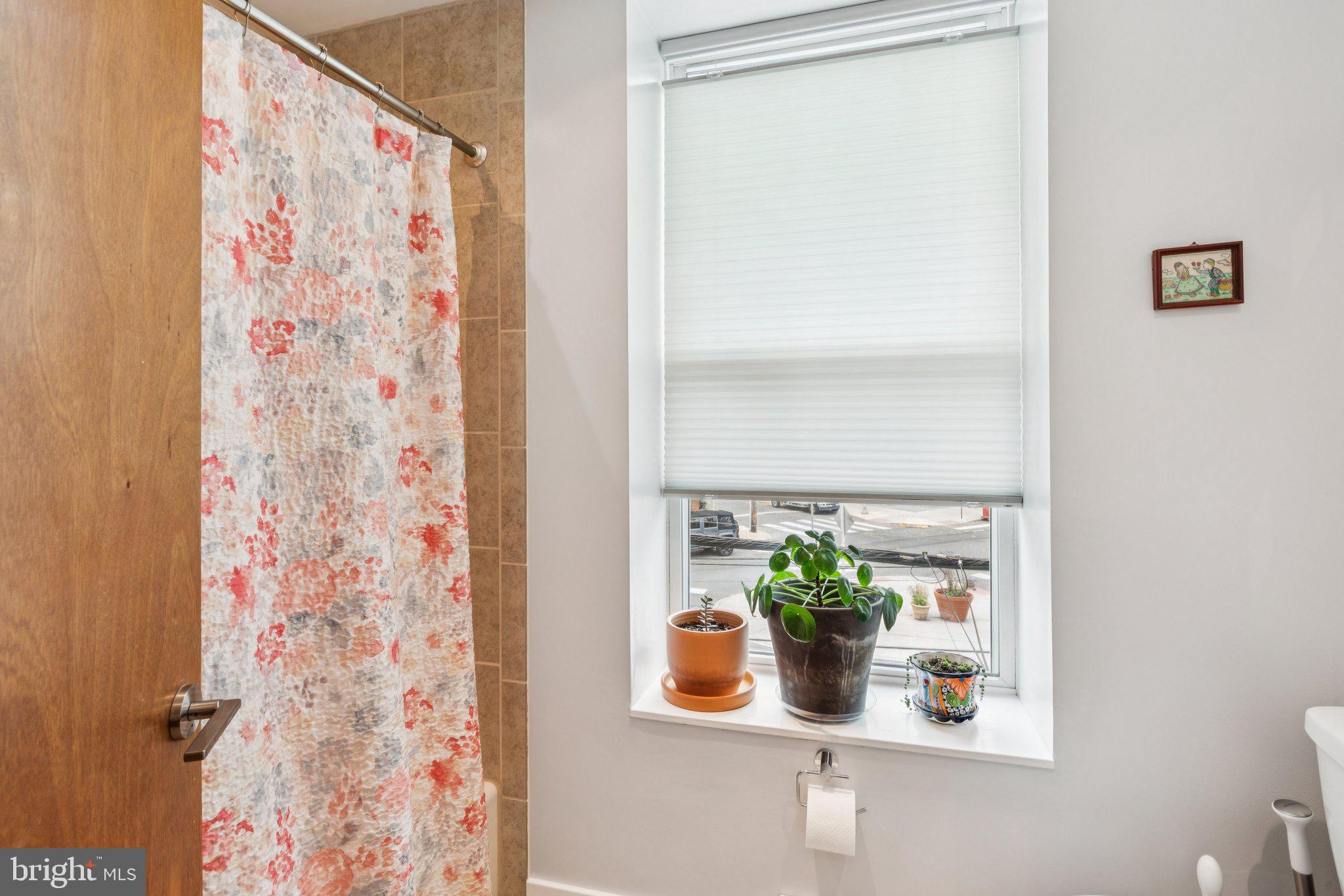 2305 GRAYS FERRY AVENUE