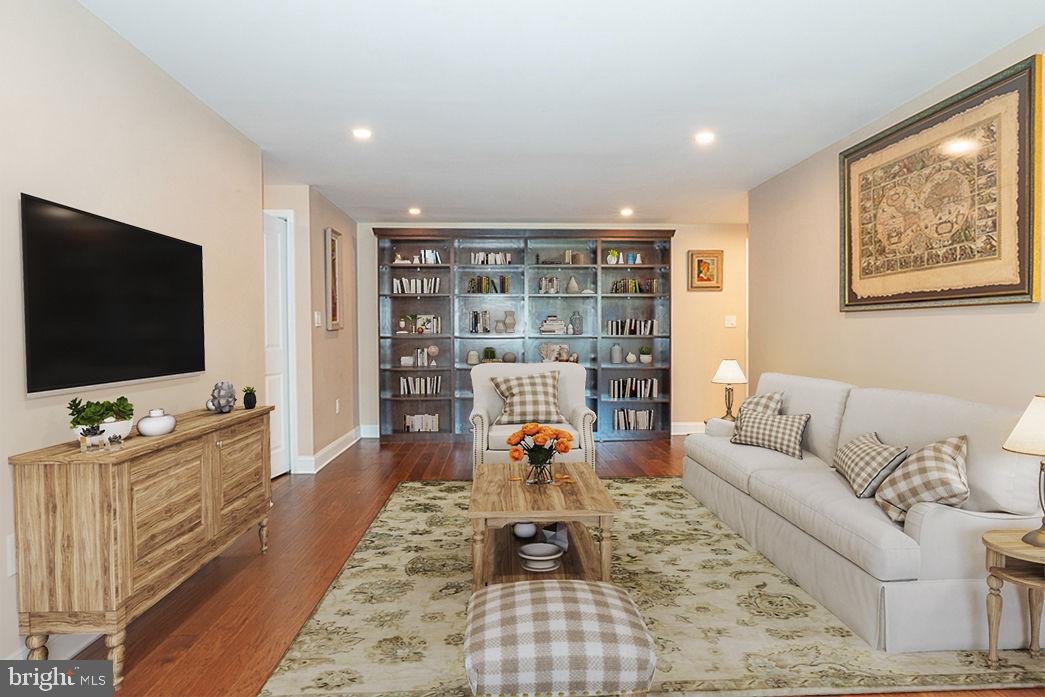 1919 CHESTNUT STREET 807