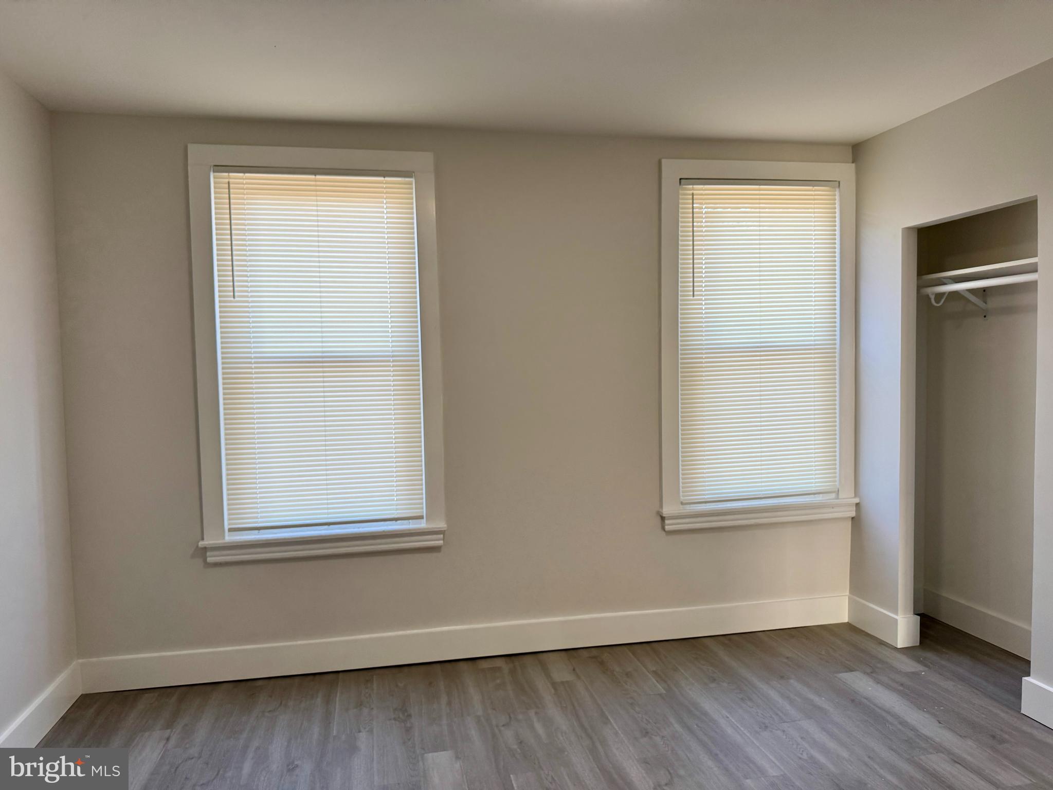 6308 N LAMBERT STREET