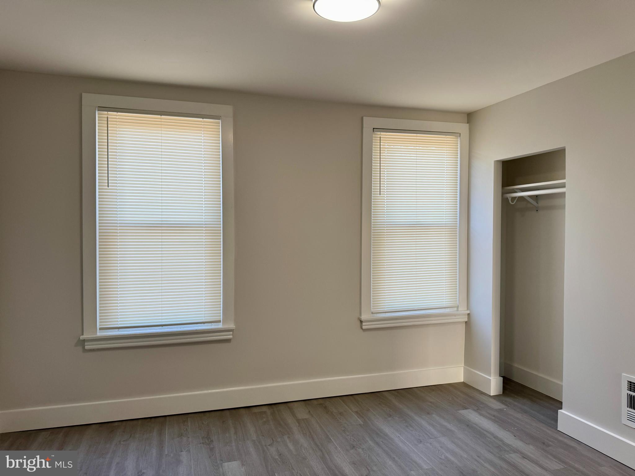 6308 N LAMBERT STREET