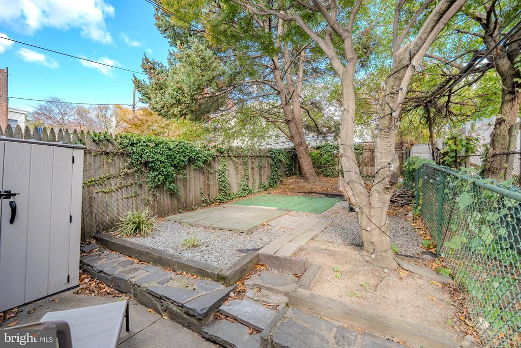 3411 CONRAD STREET