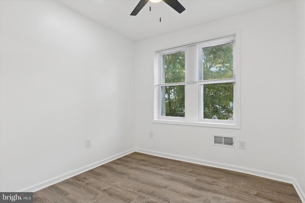 7313 LIMEKILN PIKE