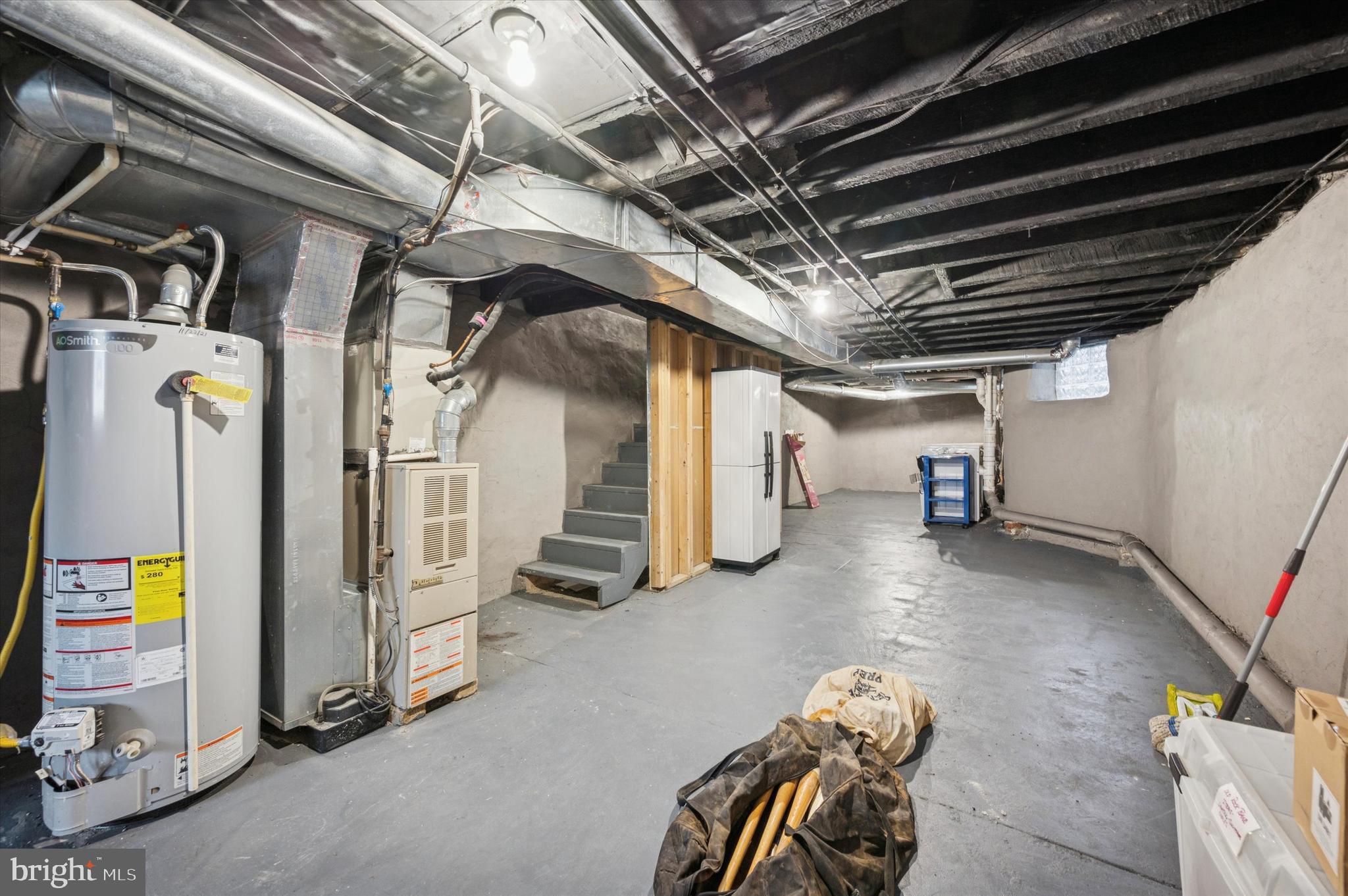 1319 N ROBINSON STREET