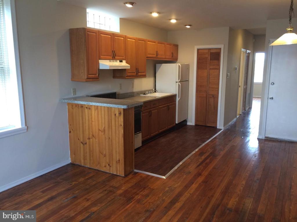 2025 S 3RD STREET 3