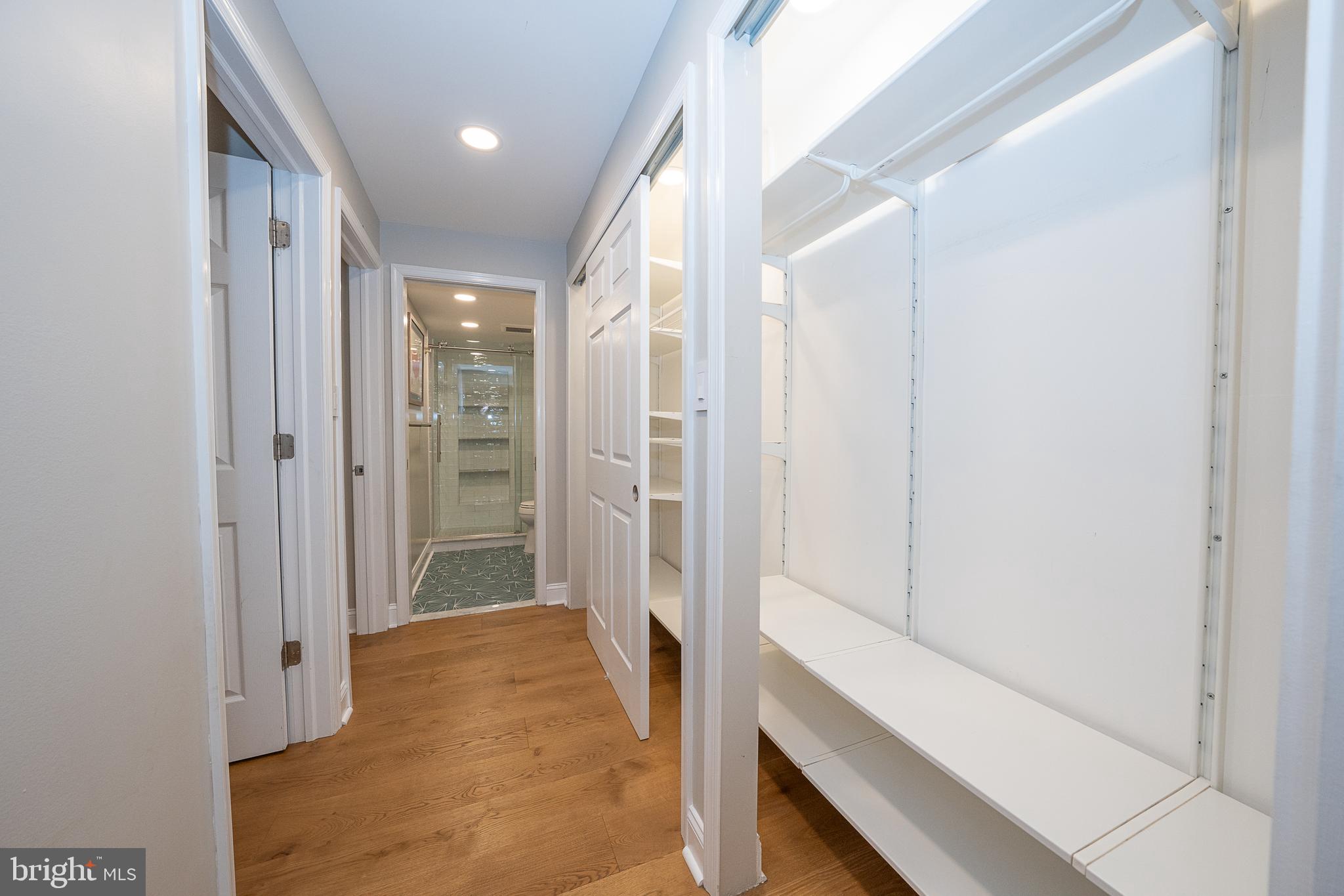 1919 CHESTNUT STREET 523-24