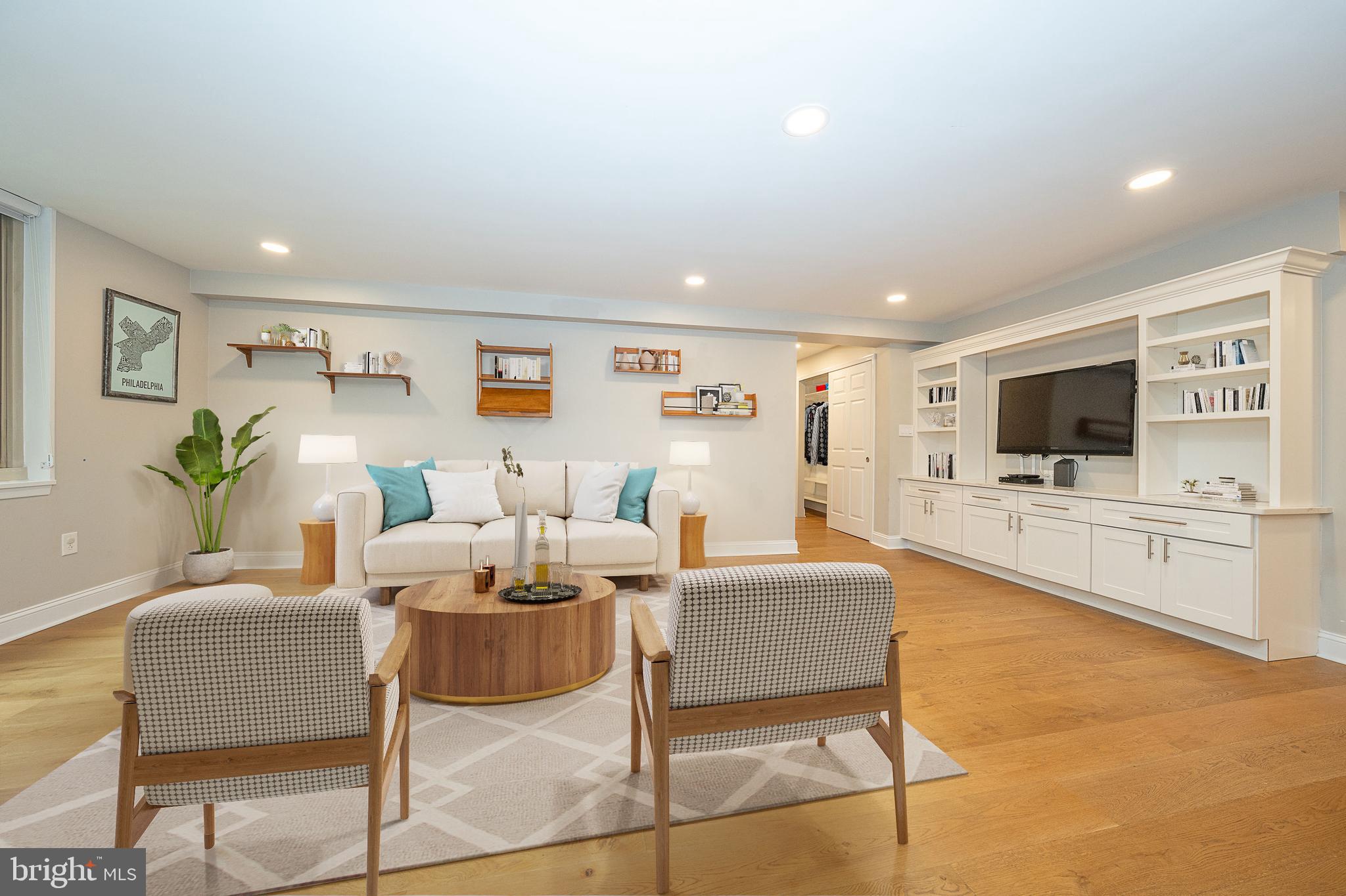 1919 CHESTNUT STREET 523-24