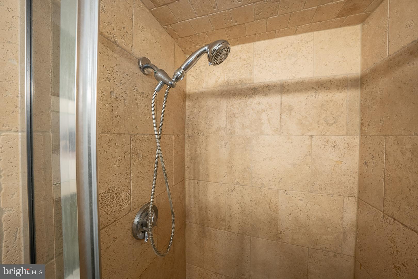 1919 CHESTNUT STREET 2118