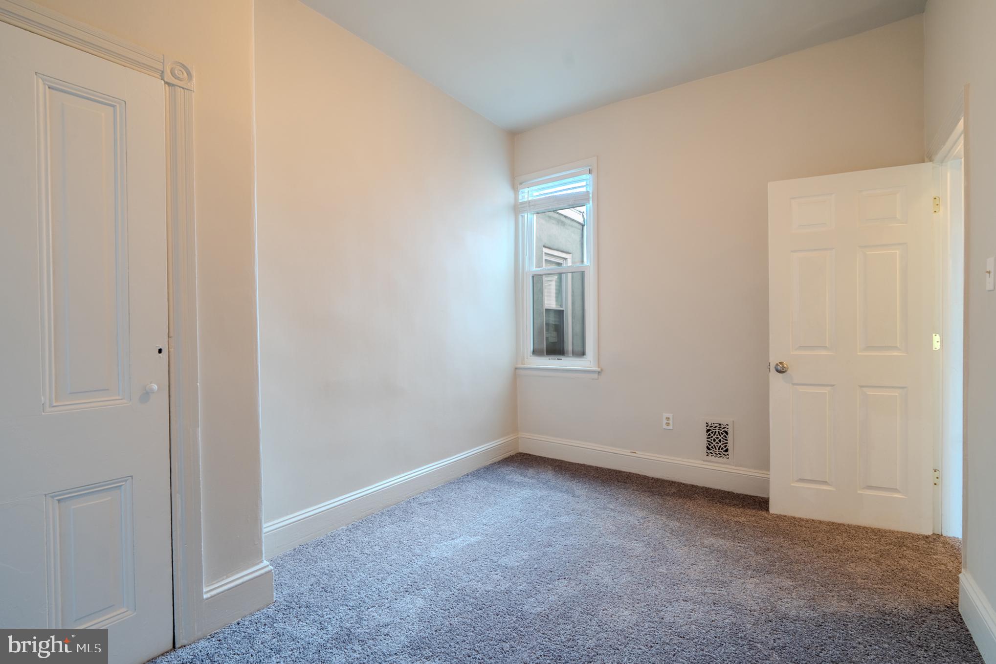 826 N BROOKLYN STREET