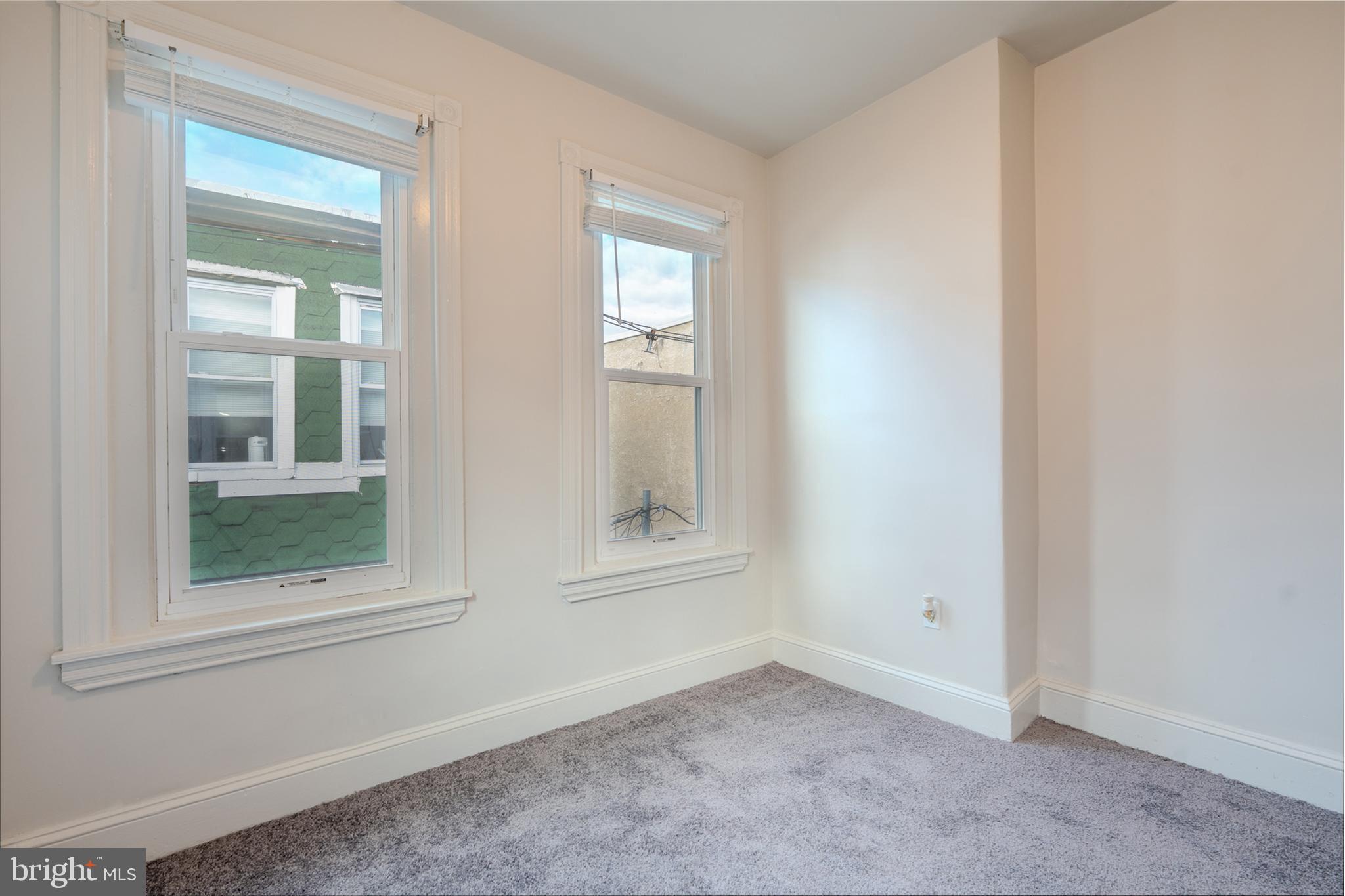 826 N BROOKLYN STREET