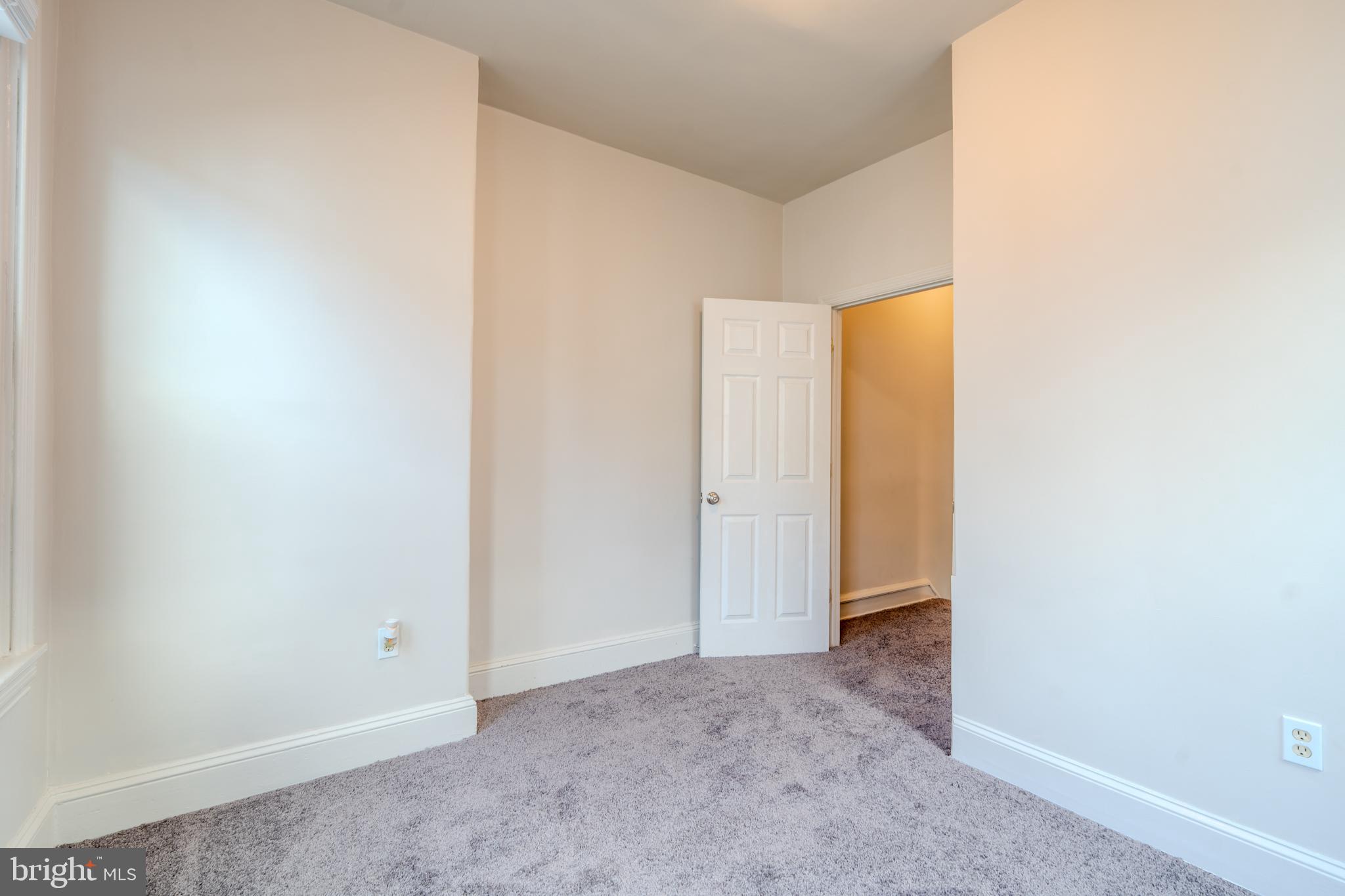 826 N BROOKLYN STREET