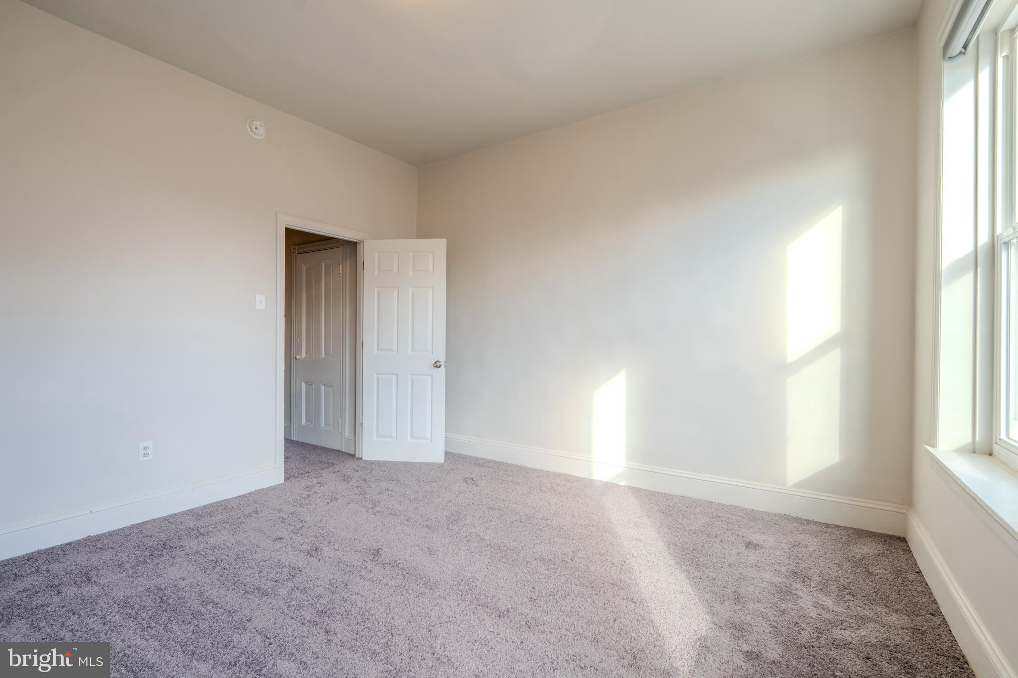 826 N BROOKLYN STREET