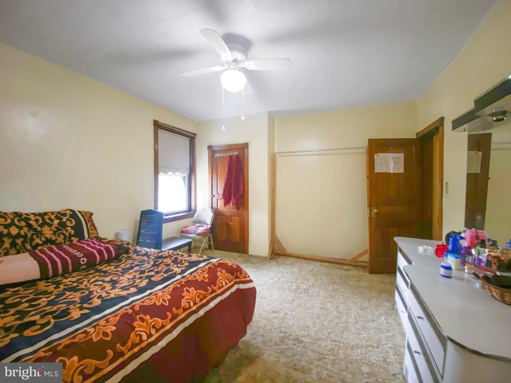 216-20 E SOMERVILLE AVENUE