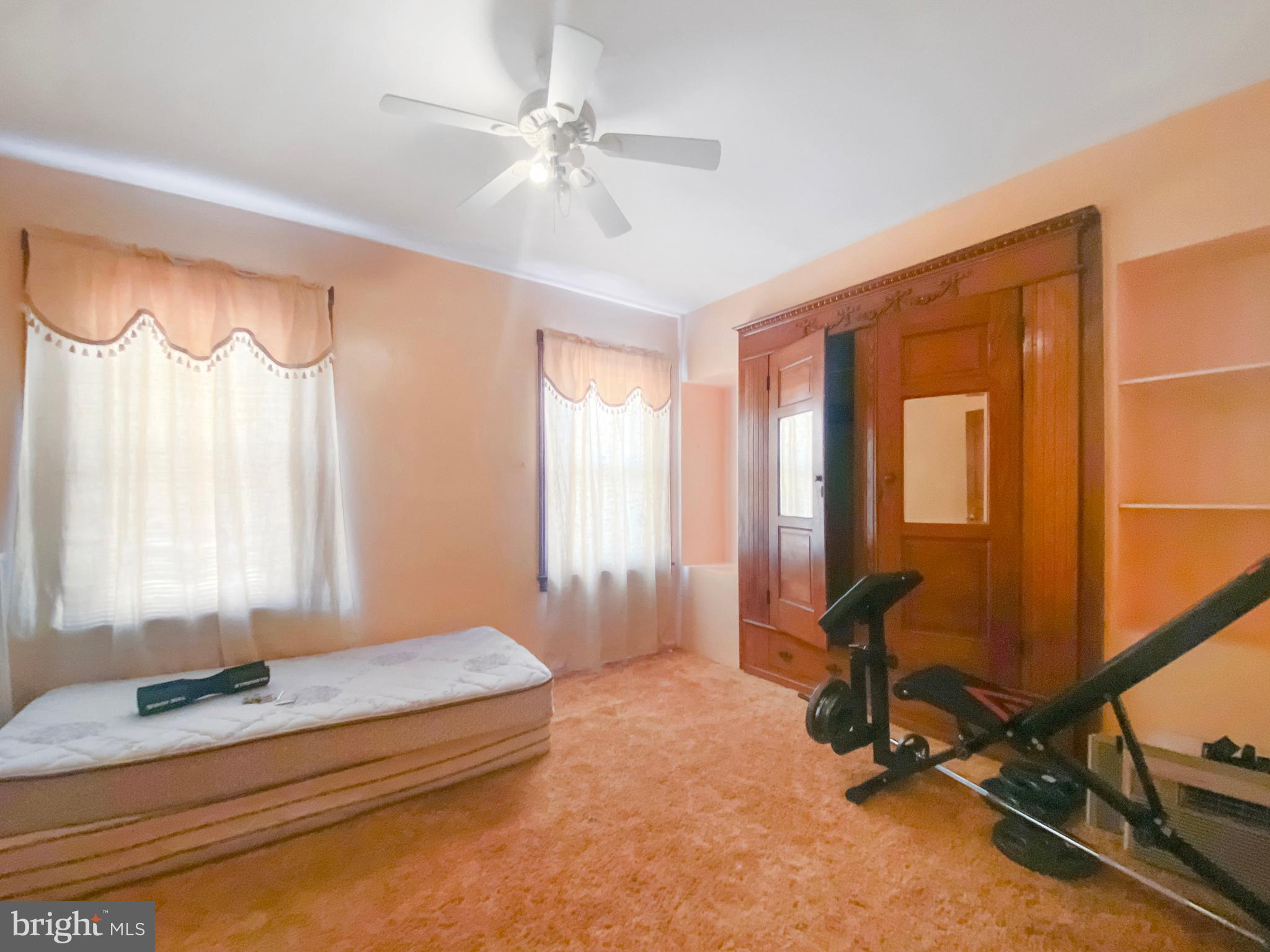 216-20 E SOMERVILLE AVENUE