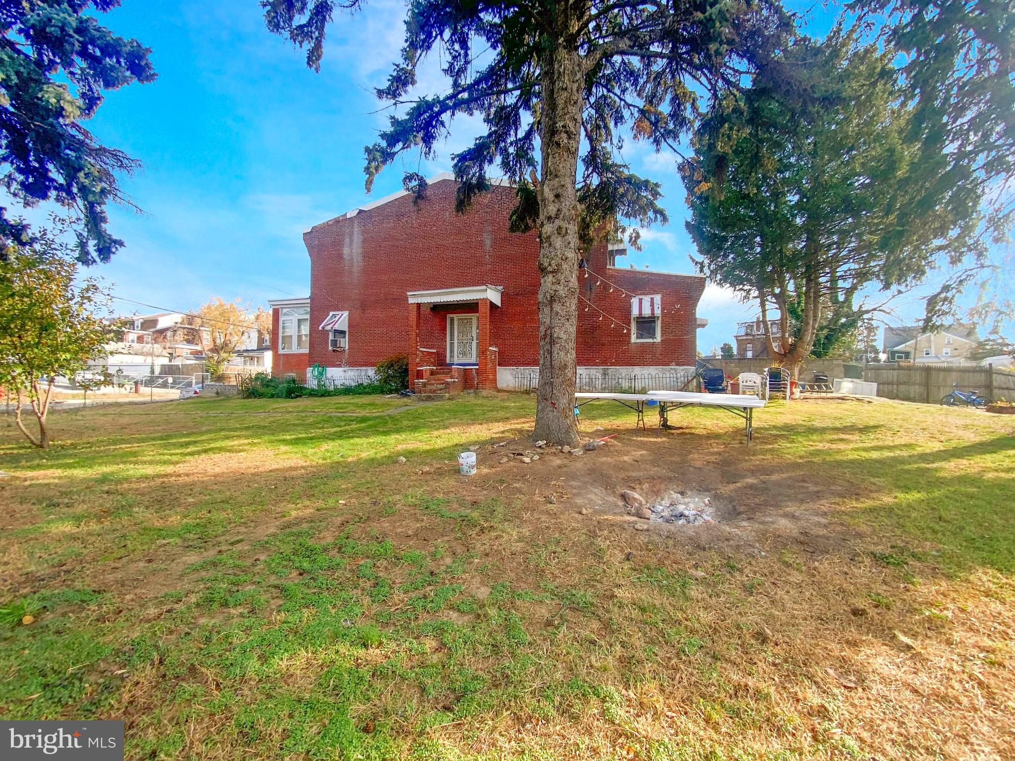 216-20 E SOMERVILLE AVENUE