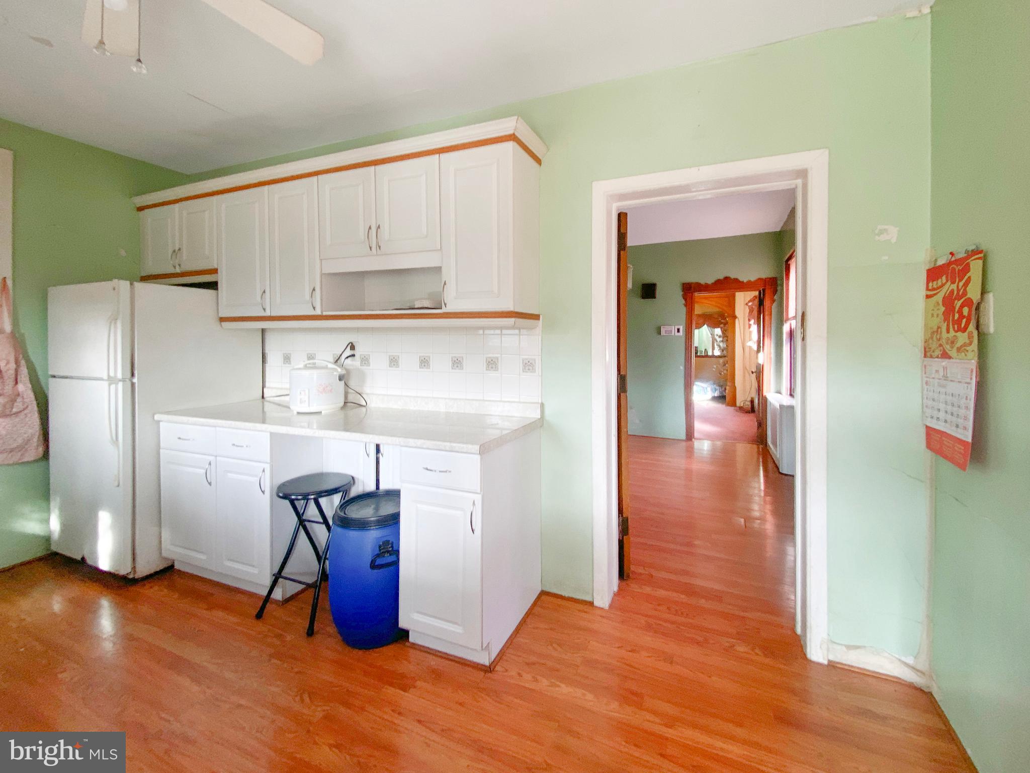 216-20 E SOMERVILLE AVENUE