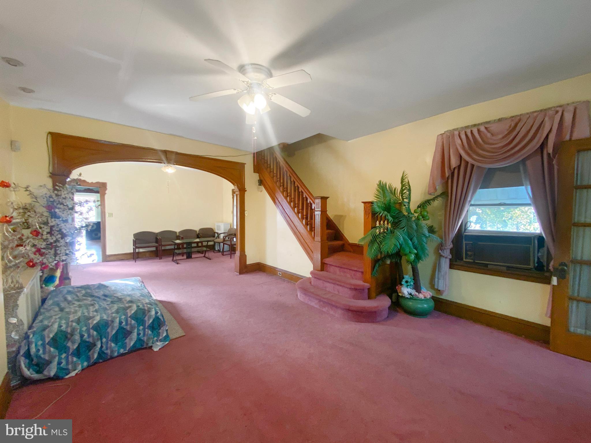 216-20 E SOMERVILLE AVENUE