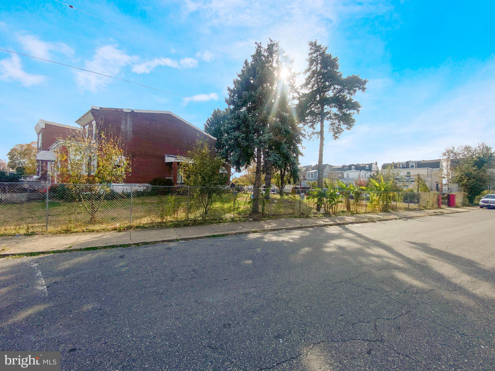 216-20 E SOMERVILLE AVENUE