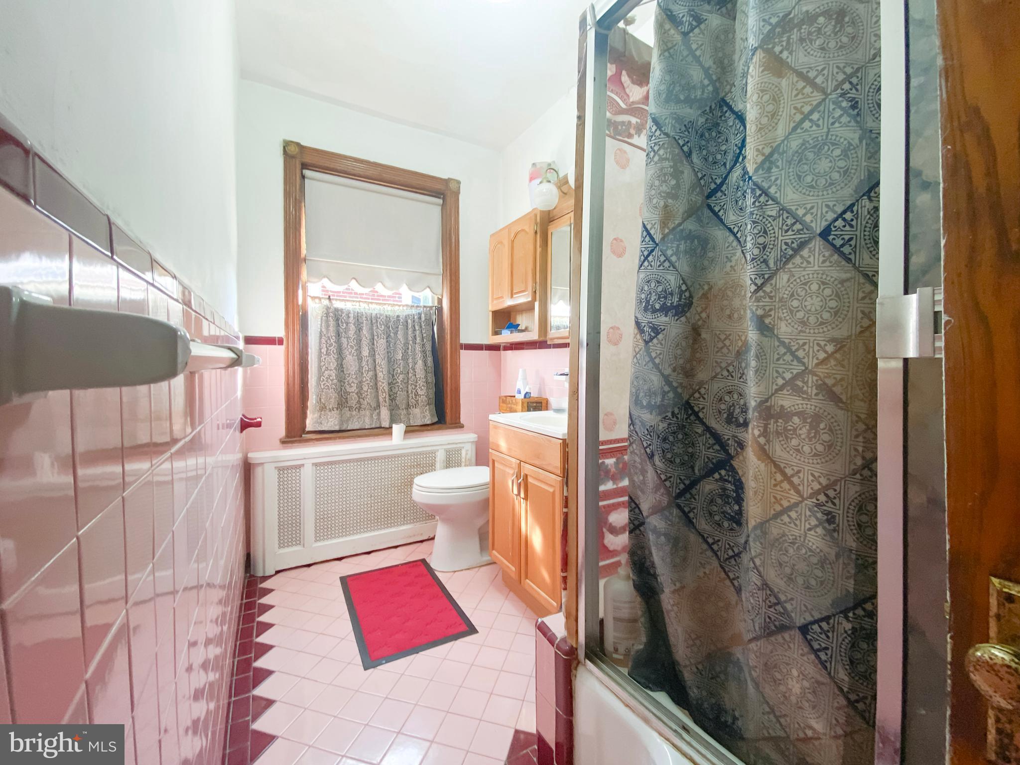 216-20 E SOMERVILLE AVENUE