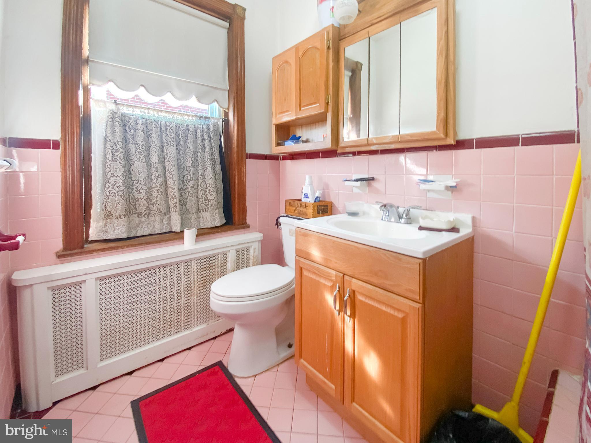 216-20 E SOMERVILLE AVENUE