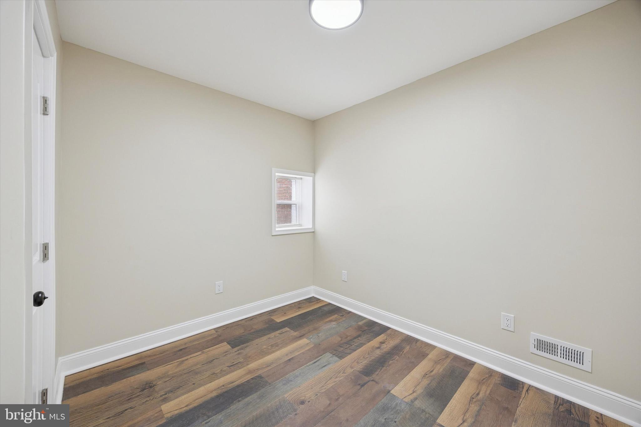 2604 S BERBRO STREET