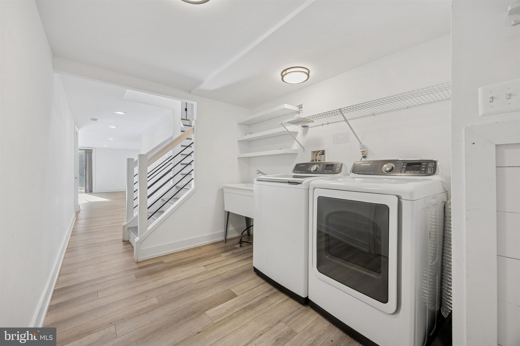 833 GREEN VALLEY DRIVE