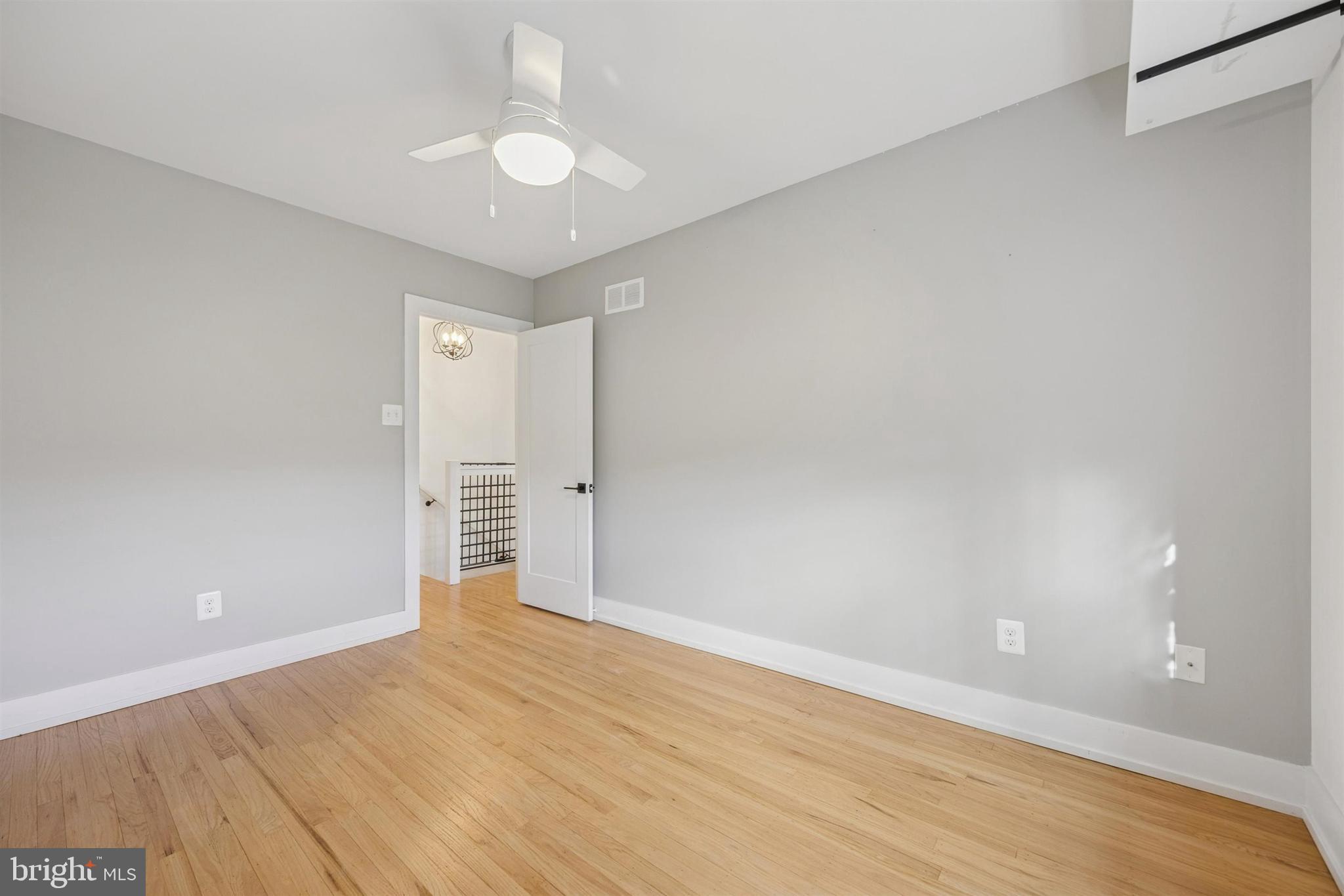 833 GREEN VALLEY DRIVE