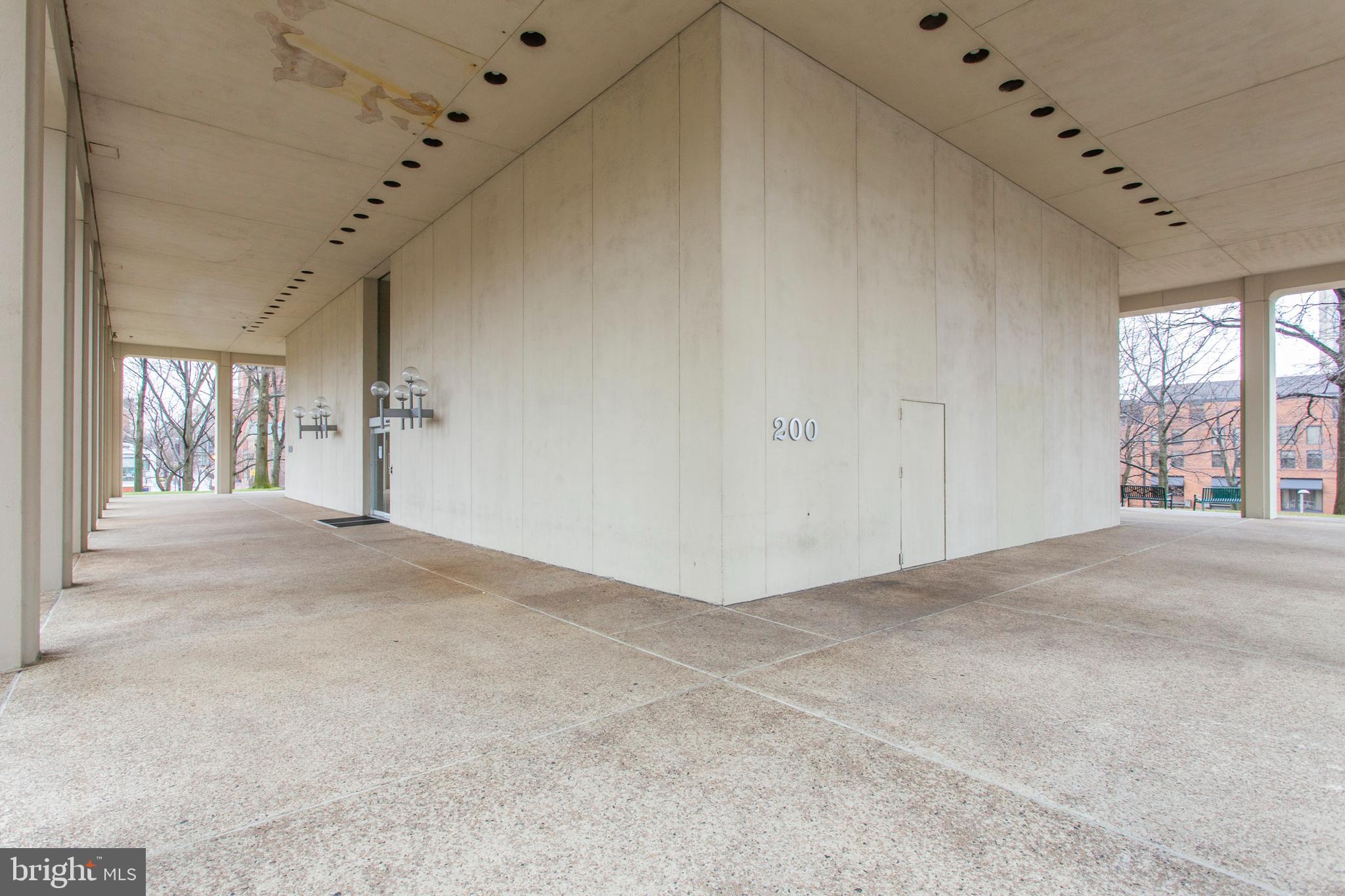 200 LOCUST STREET 9HN