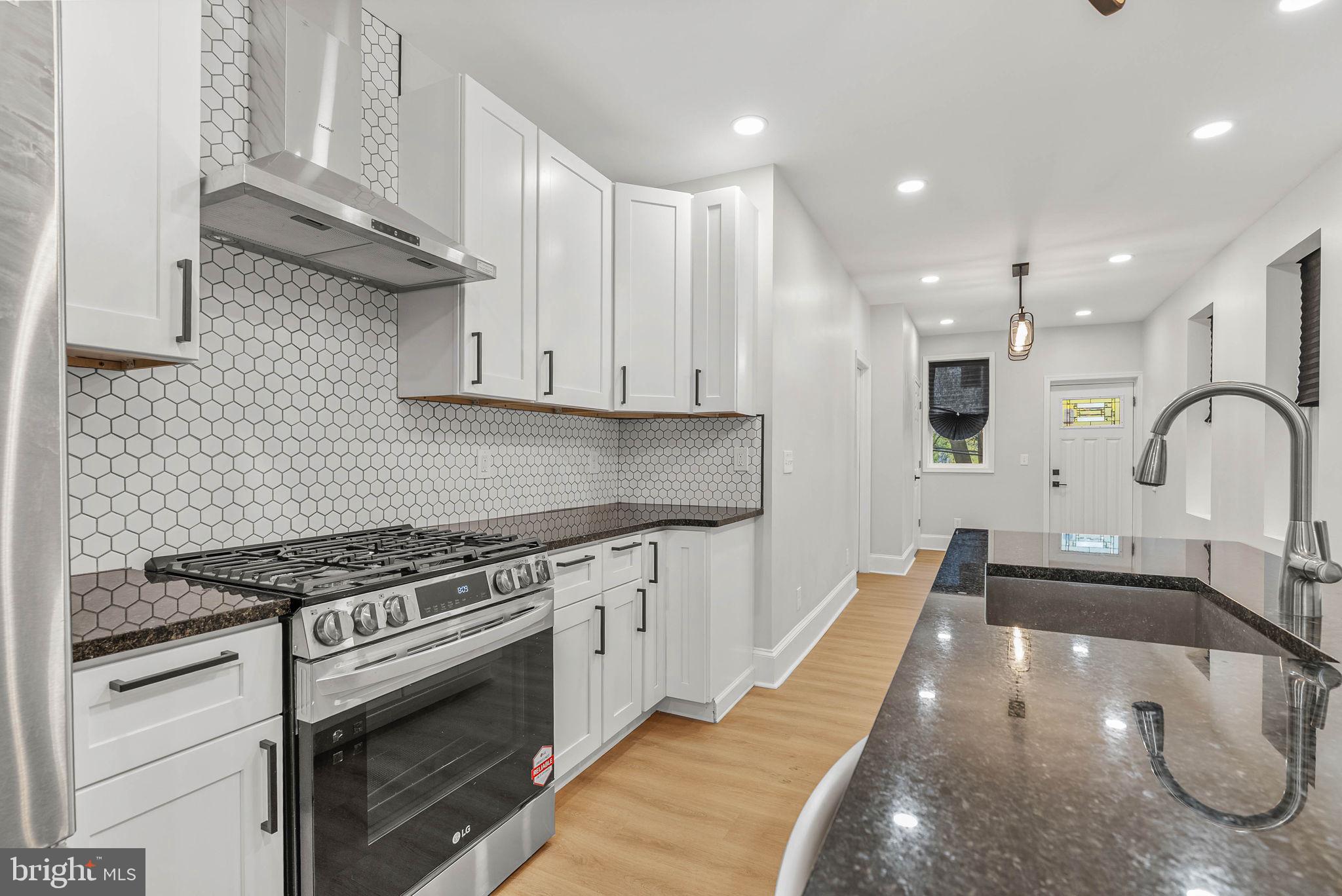 5737 SPRINGFIELD AVENUE