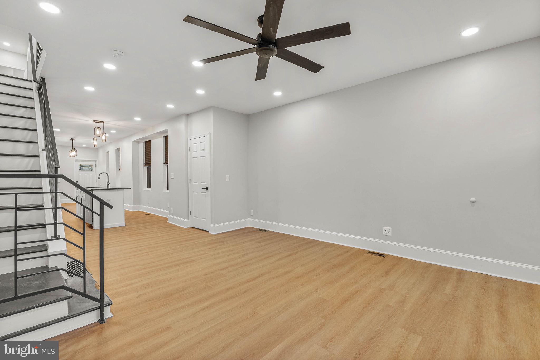 5737 SPRINGFIELD AVENUE